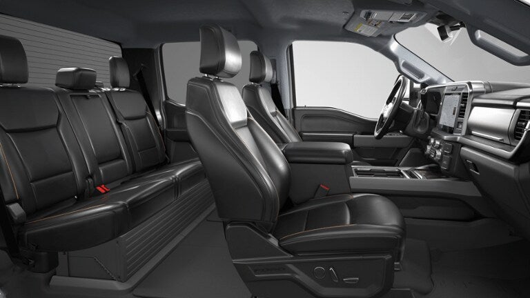 2026 Ford Super Duty F-350 DRW LARIAT