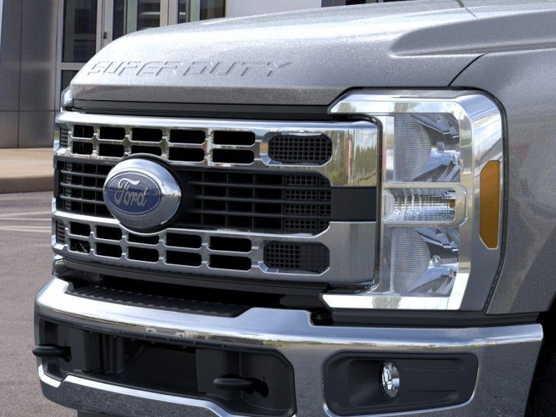 2026 Ford Super Duty F-350 DRW XLT
