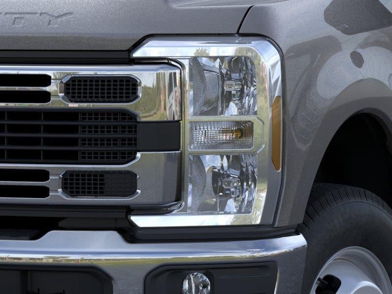 2026 Ford Super Duty F-350 DRW XLT