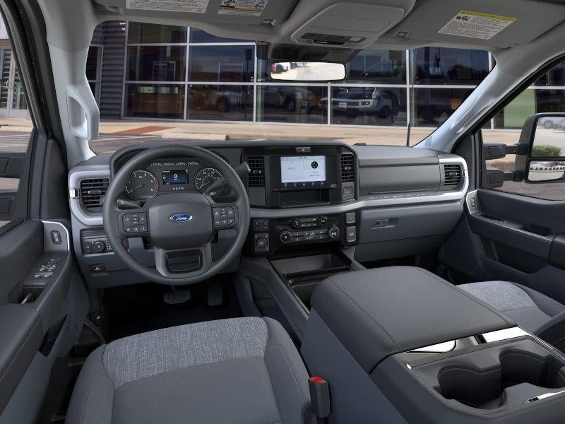 2026 Ford Super Duty F-350 DRW XLT