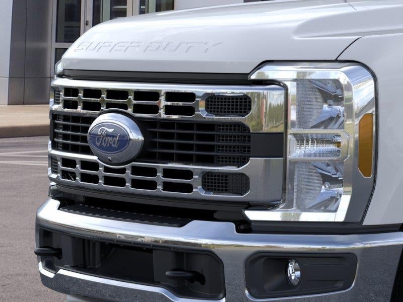 2026 Ford Super Duty F-350 SRW XLT