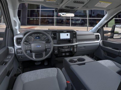 2026 Ford Super Duty F-350 SRW XLT