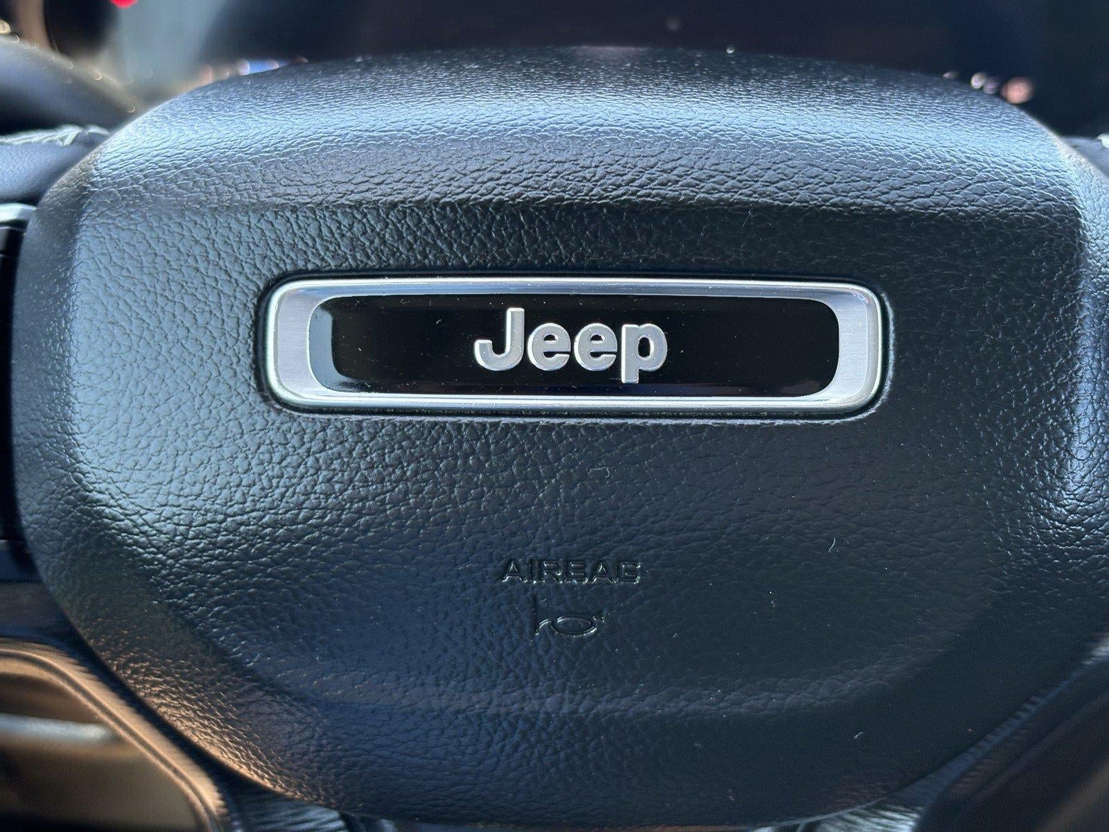 2023 Jeep Grand Cherokee L Laredo