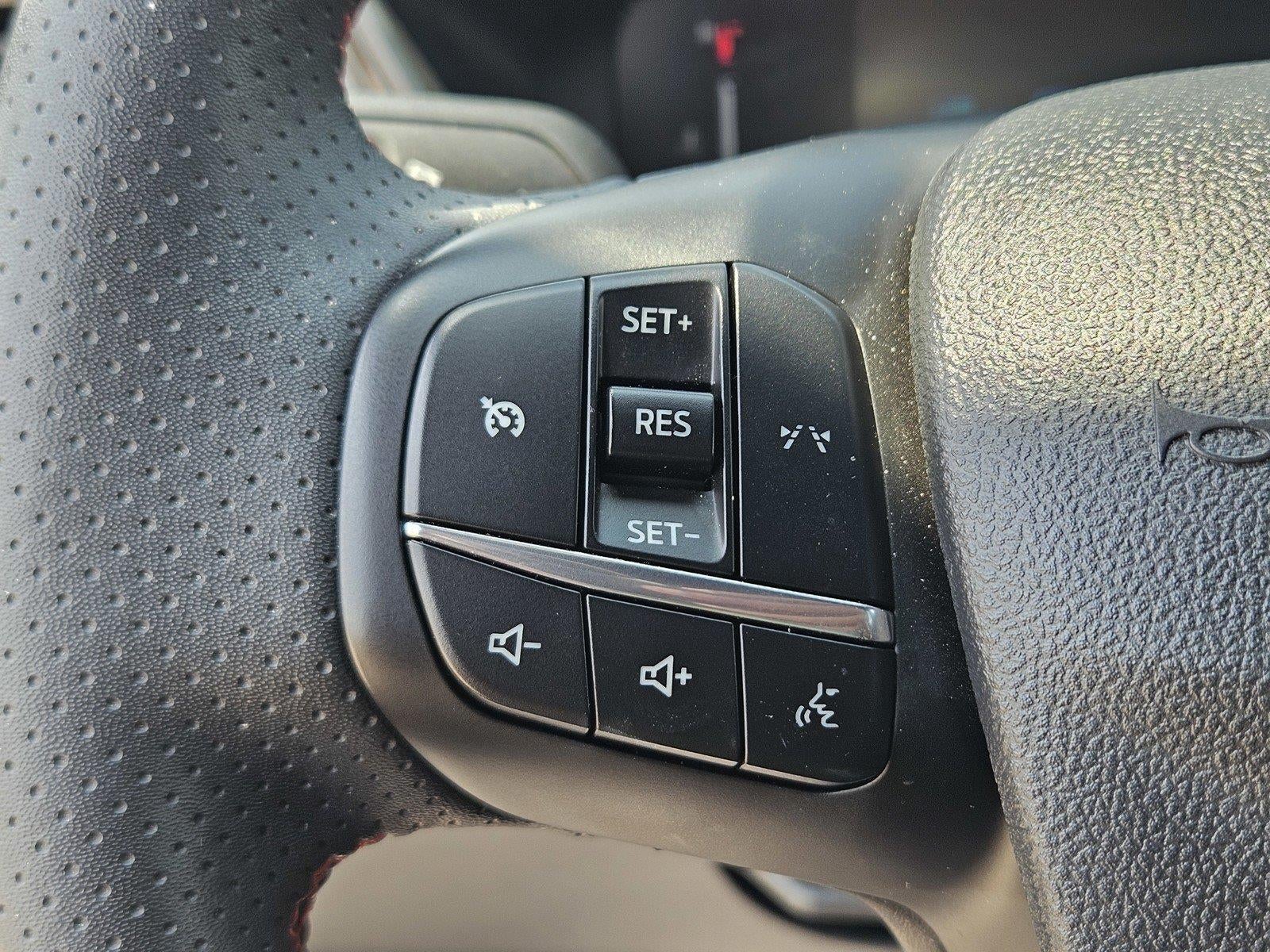 2025 Ford Escape ST-Line AWD