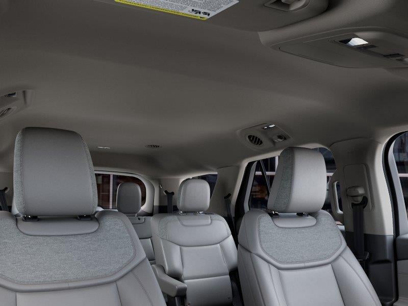 2027 Ford Explorer Active w/200A Pkg