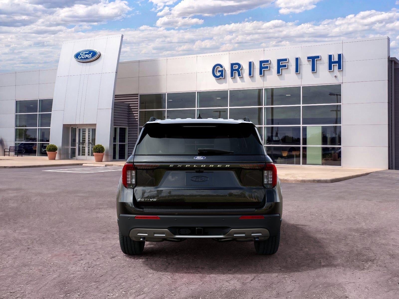 2027 Ford Explorer Active w/200A Pkg