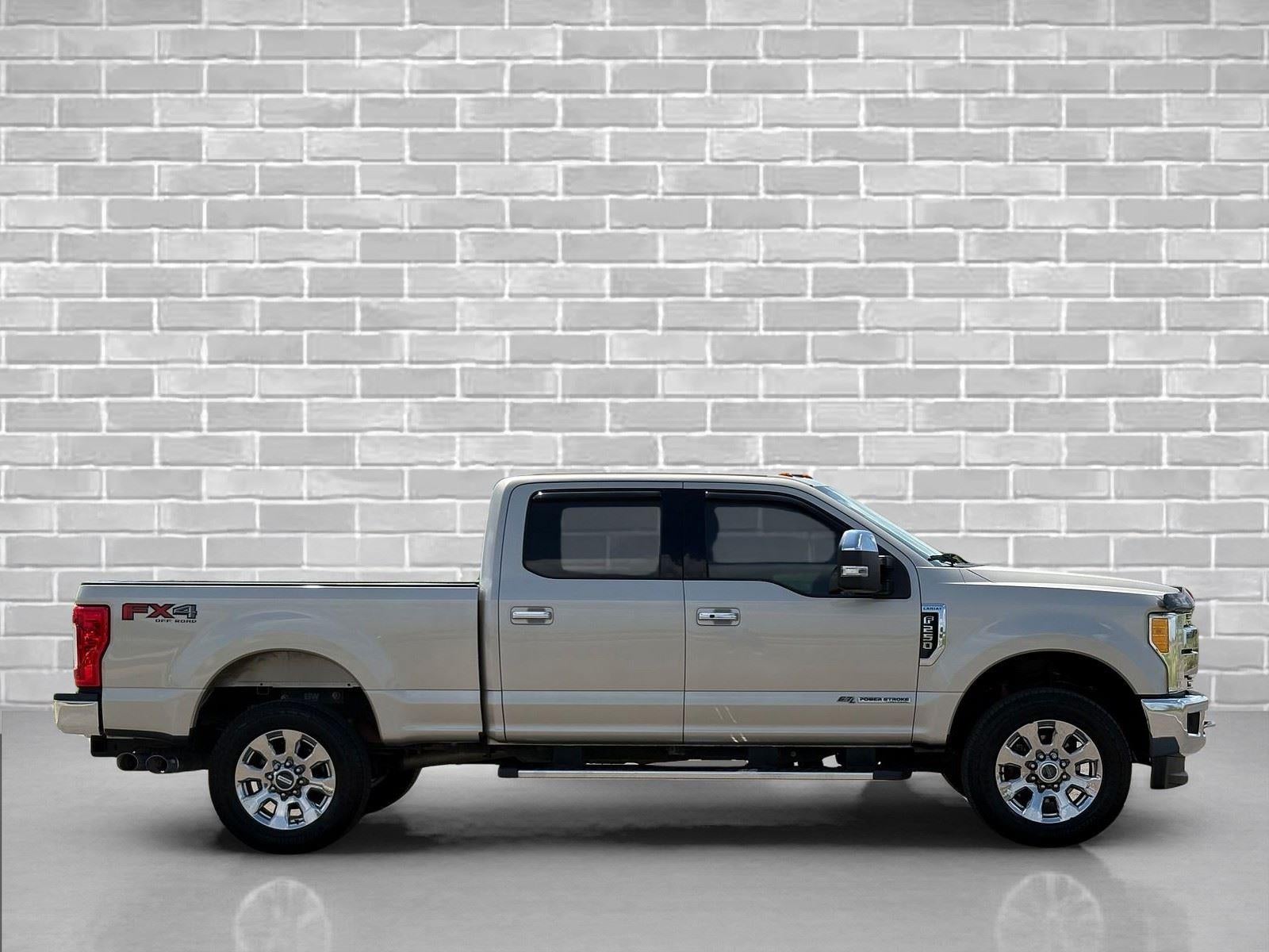 2017 Ford Super Duty F-250 Srw Lariat