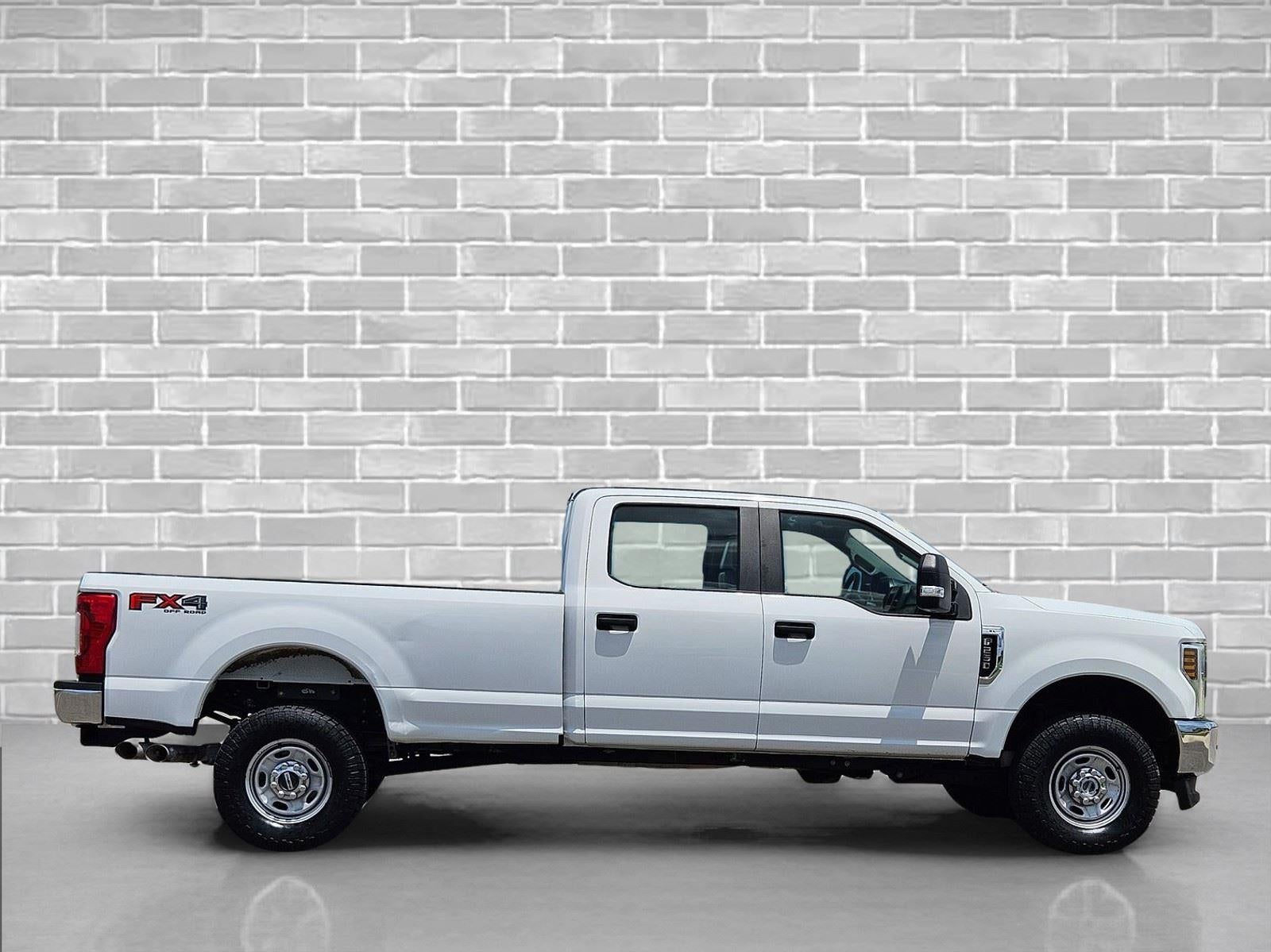 2019 Ford Super Duty F-250 Srw XL 4WD Crew Cab 6.75' Box