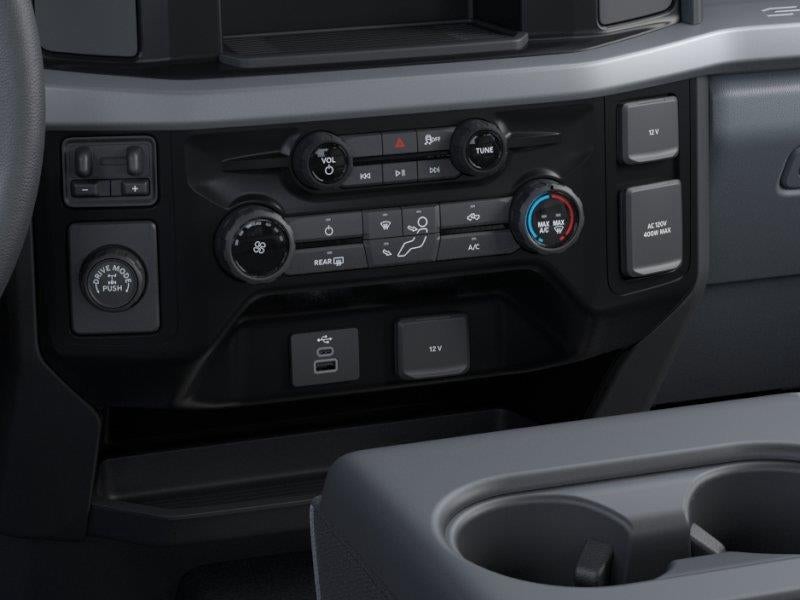 2026 Ford Super Duty F-350 XLT