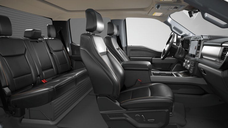 2026 Ford Super Duty F-350 LARIAT