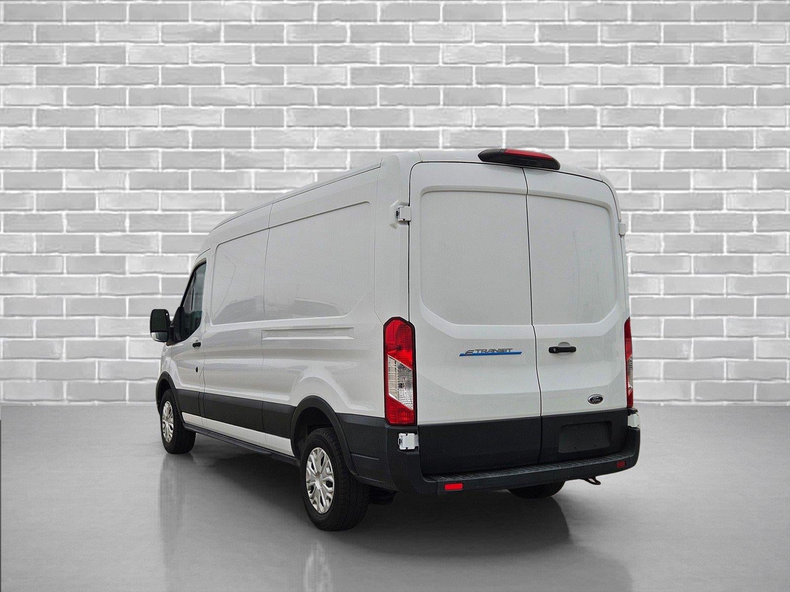 2023 Ford E-Transit Cargo Van T-350 130" Med Rf 9500 GVWR RWD