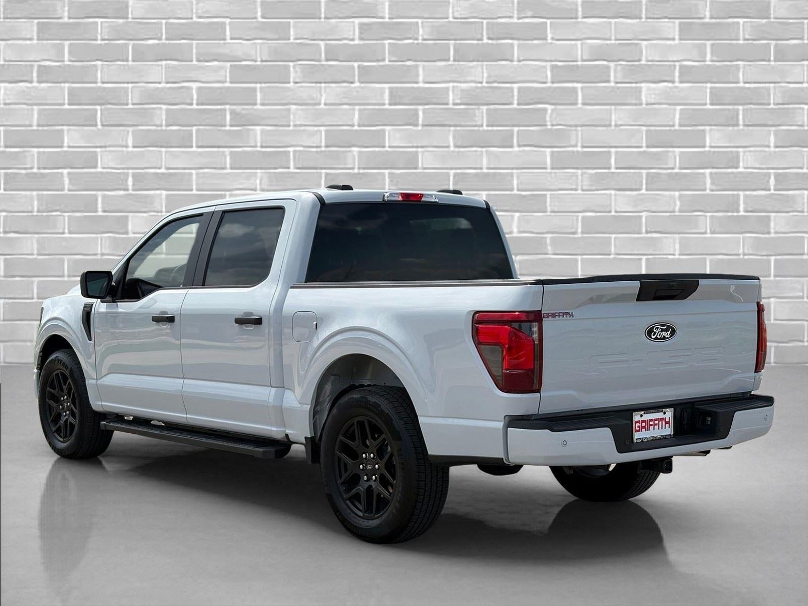 2025 Ford F-150 STX 2WD SuperCrew 5.5' Box