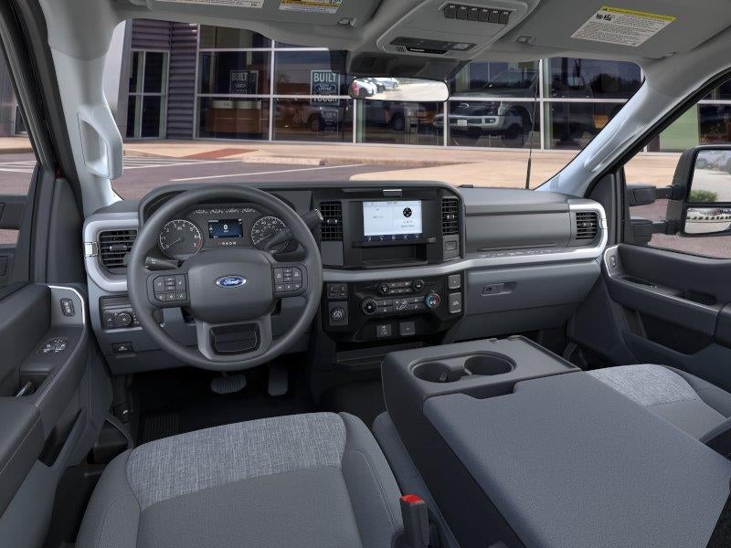 2026 Ford Super Duty F-350 Srw XLT