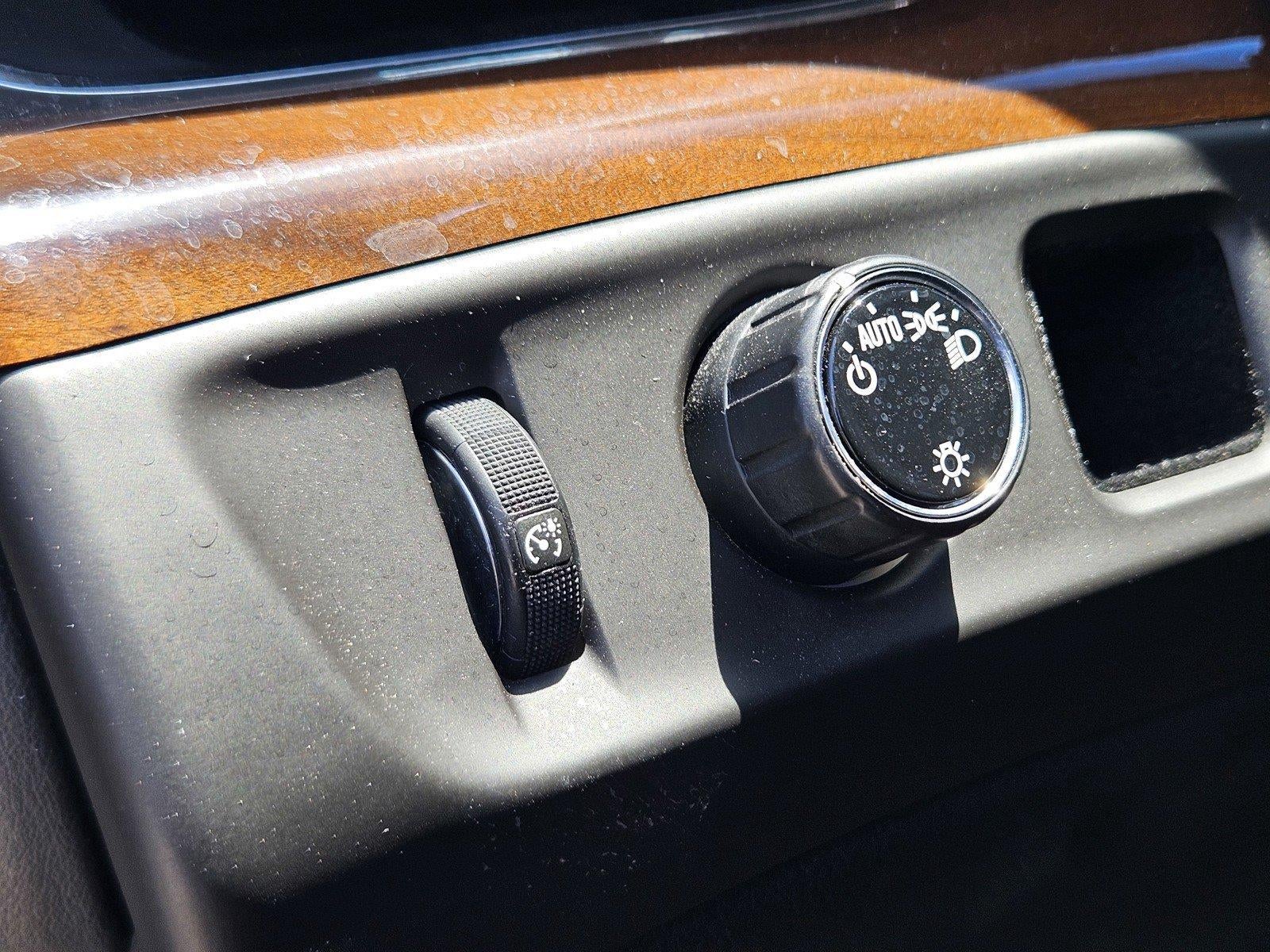 2018 Cadillac Escalade 2WD 4dr