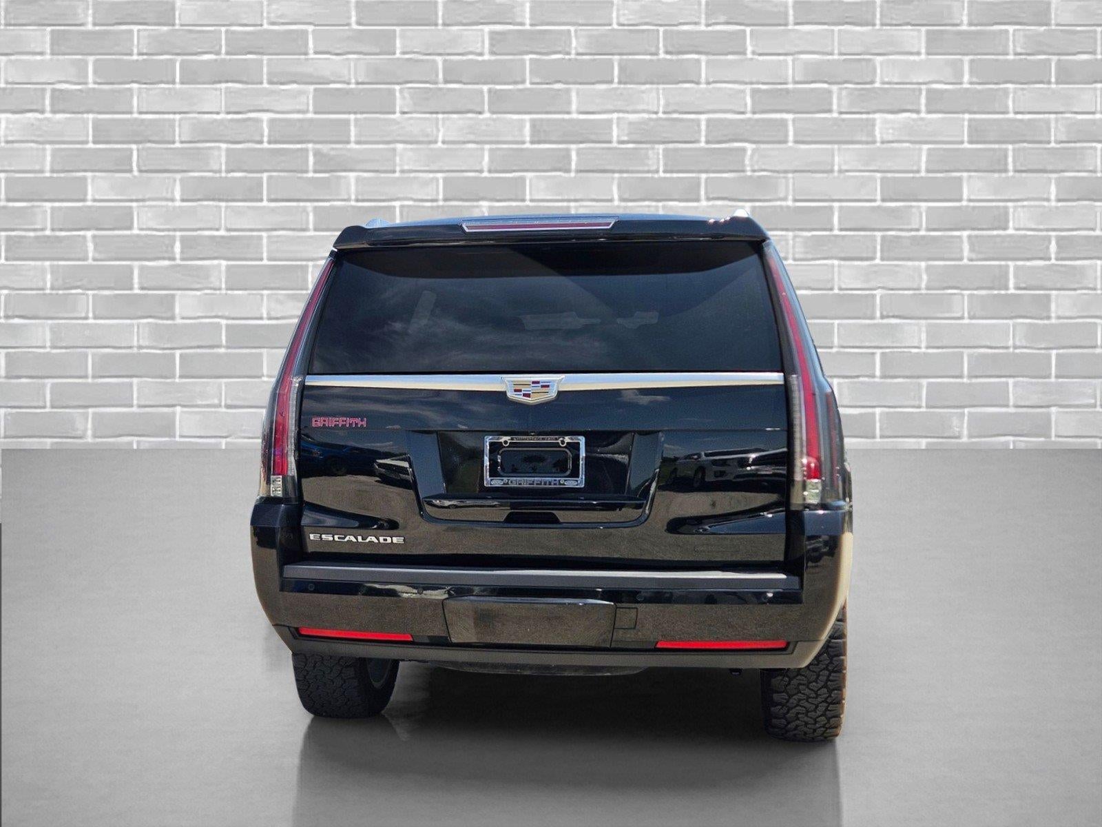 2018 Cadillac Escalade 2WD 4dr