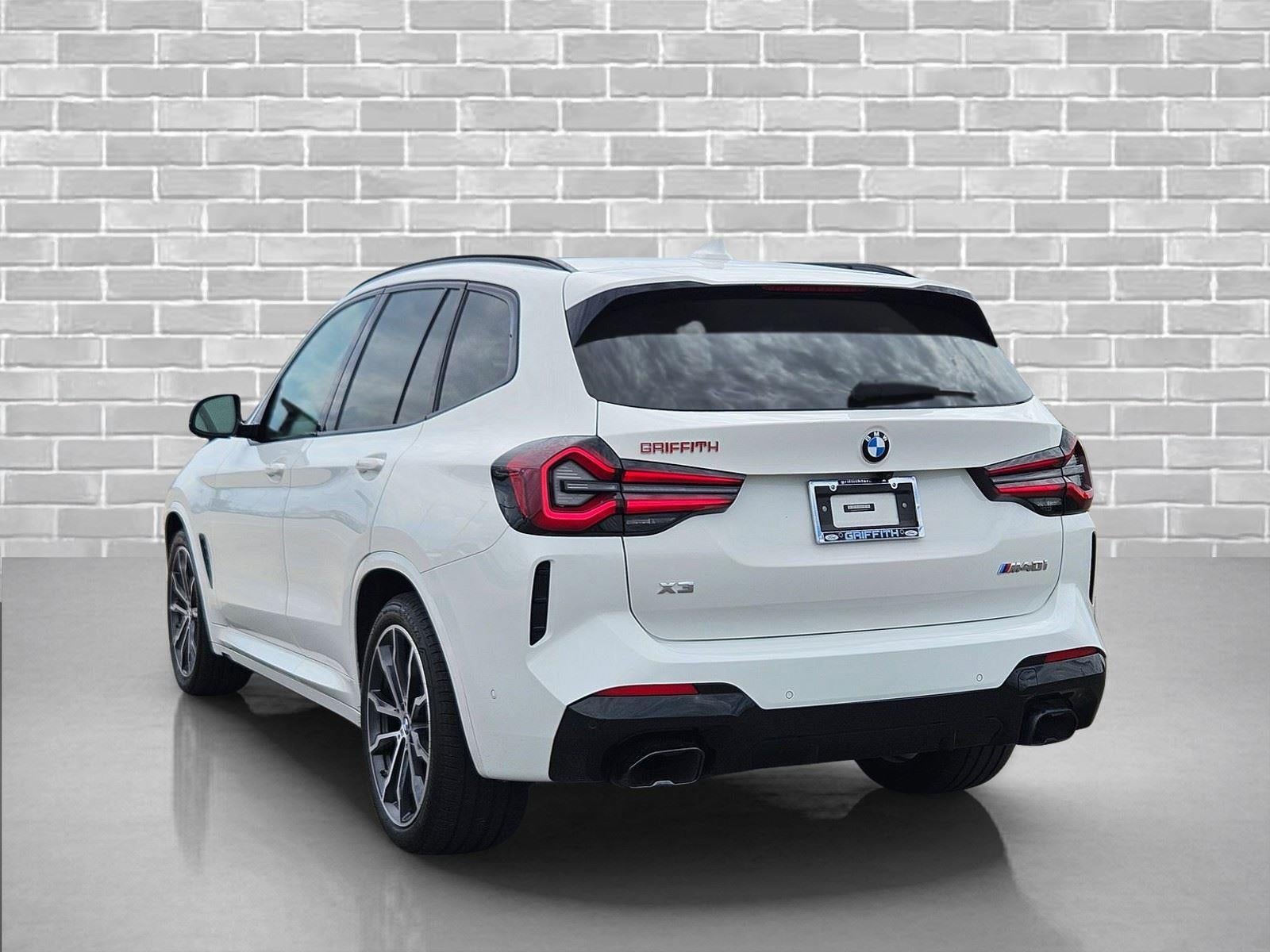 2022 BMW X3 M40i