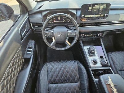 2023 Mitsubishi Outlander SEL