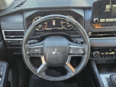 2023 Mitsubishi Outlander SEL