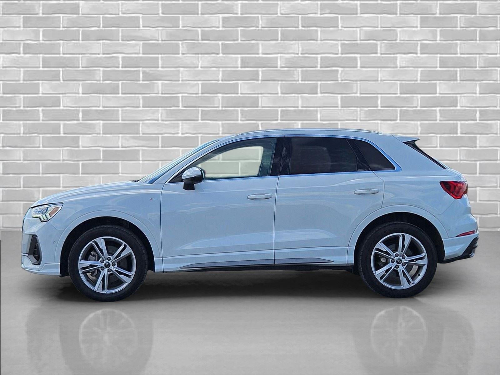 2021 Audi Q3 S line Premium Plus