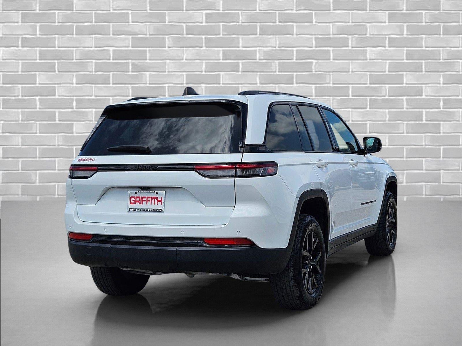2024 Jeep Grand Cherokee Altitude