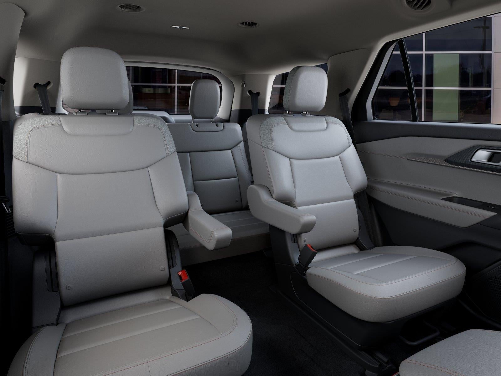 2027 Ford Explorer Active w/200A Pkg