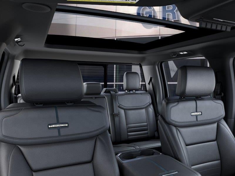2027 Ford Super Duty F-250 SRW Platinum