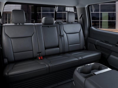 2027 Ford Super Duty F-350 DRW LARIAT