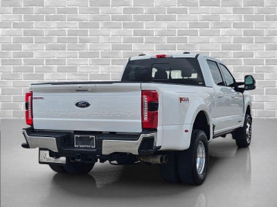 2023 Ford Super Duty F-350 DRW LARIAT
