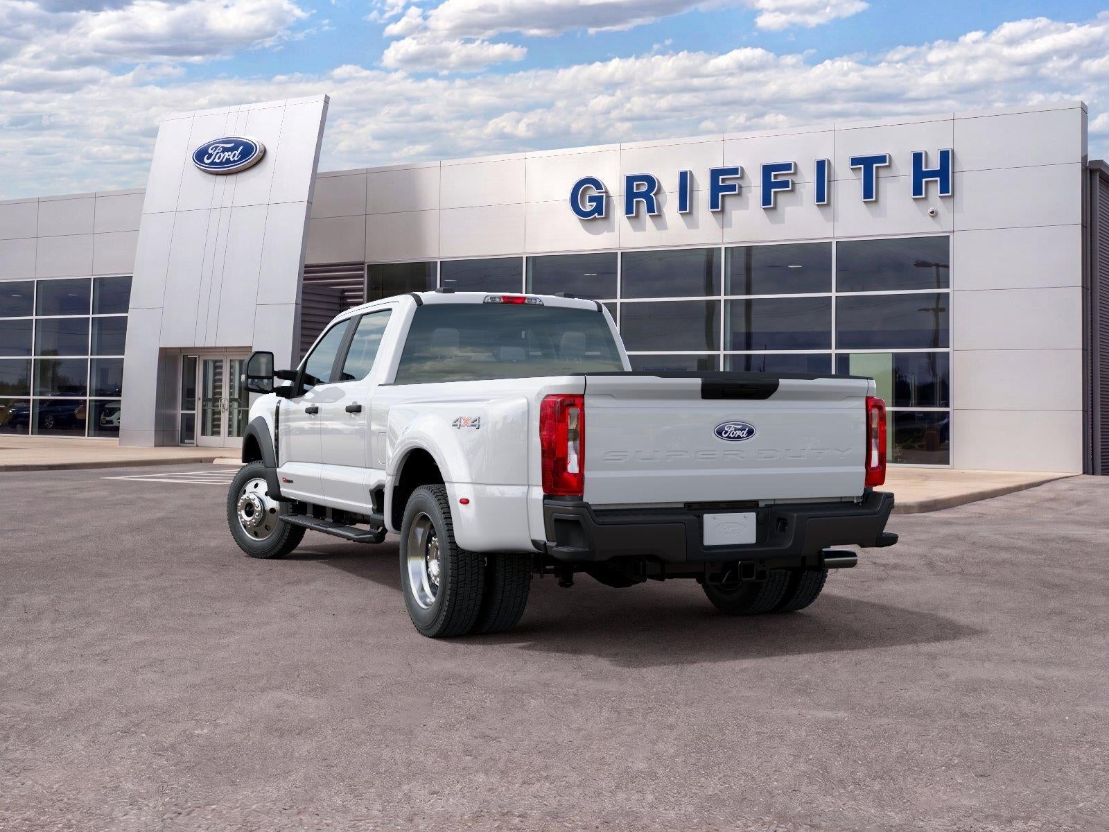 2027 Ford Super Duty F-450 DRW XL
