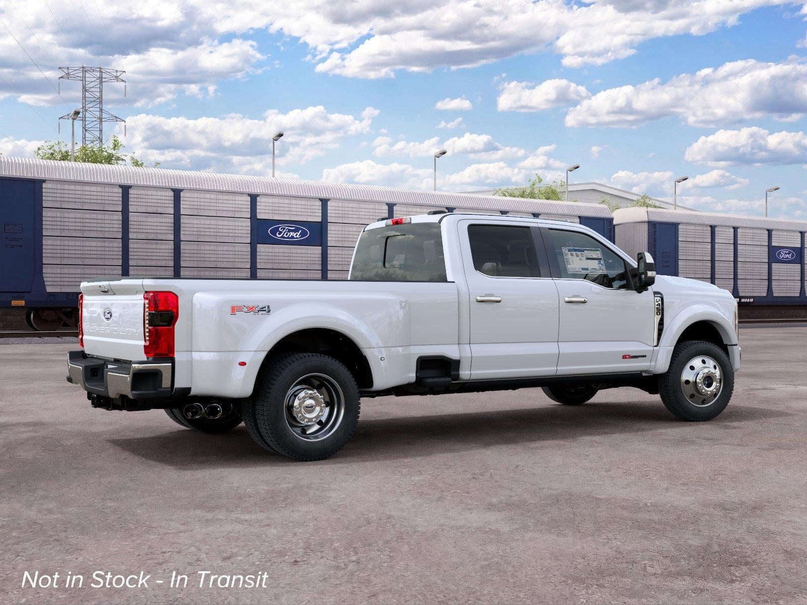 2027 Ford Super Duty F-450 DRW LARIAT