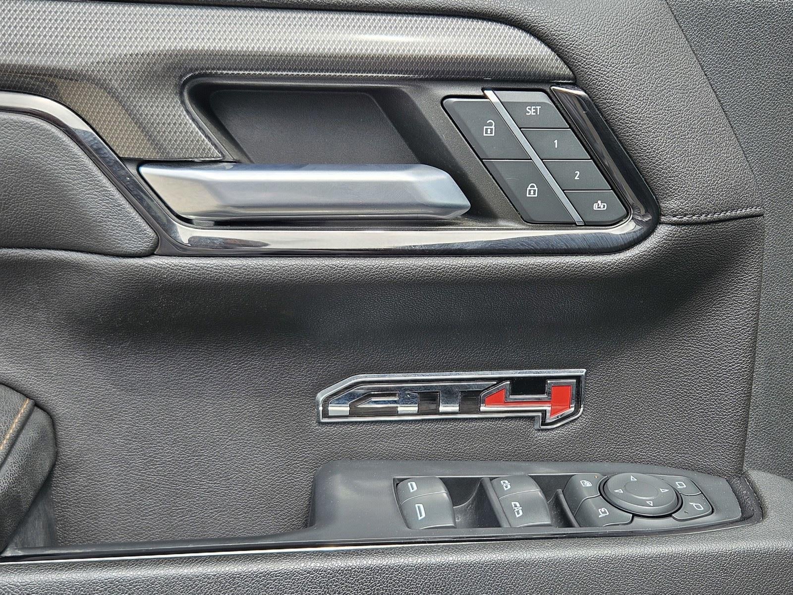 2023 GMC Sierra 1500 AT4