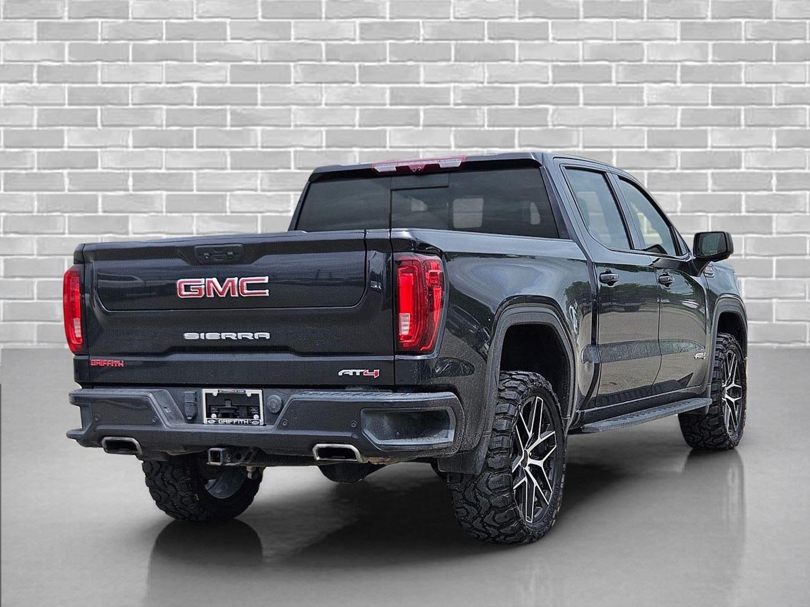 2023 GMC Sierra 1500 AT4