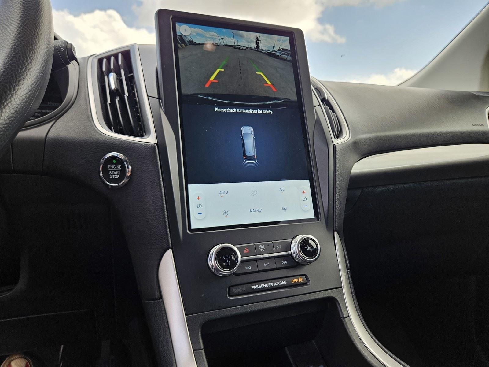 2024 Ford Edge SE