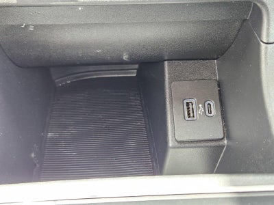 2023 Ford Edge SE
