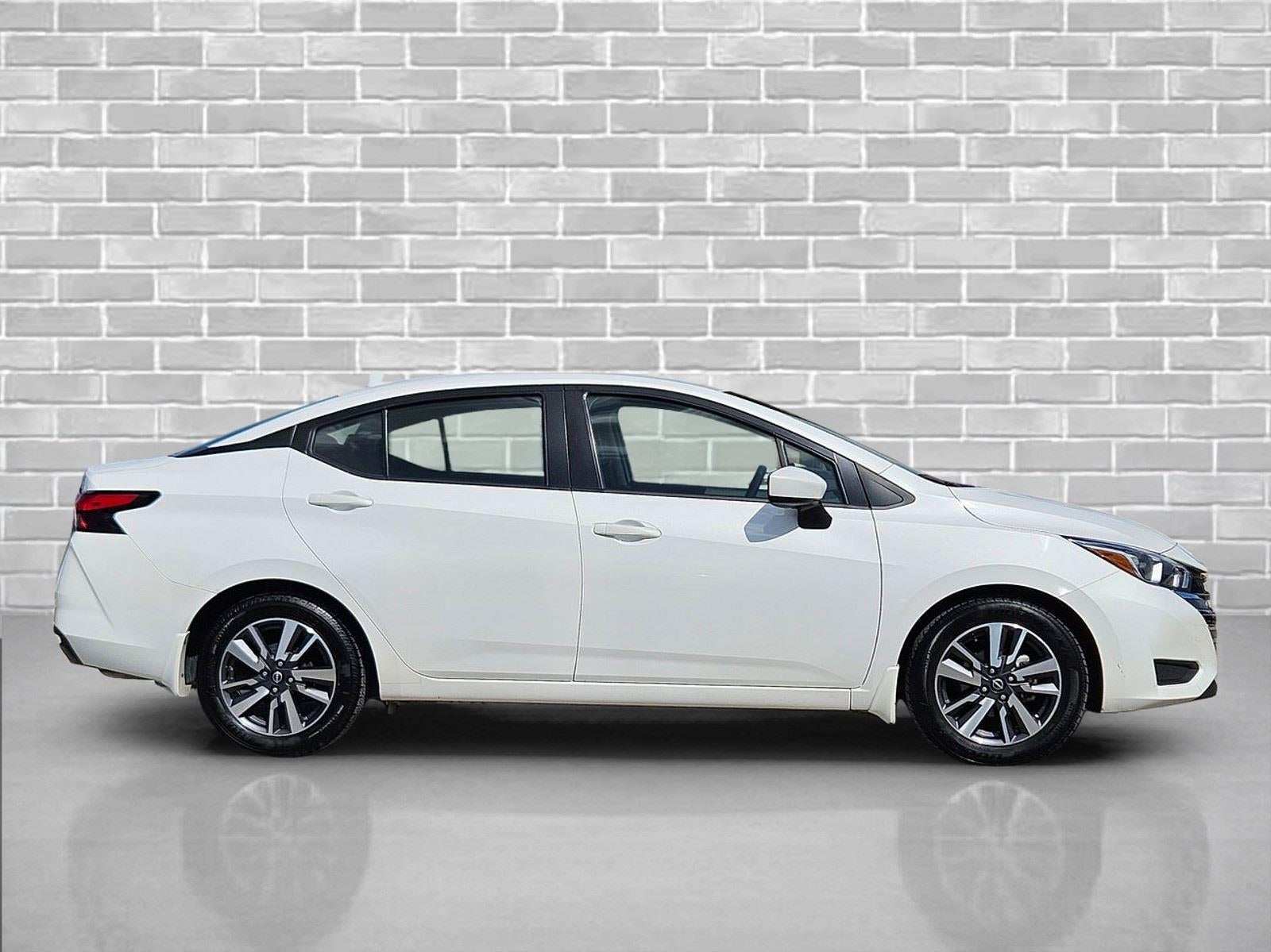 2024 Nissan Versa SV